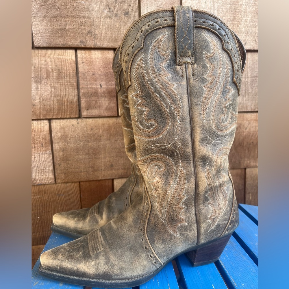 Women’s Western Heritage Ariat 10019915 boots size 11 - Picture 2 of 11